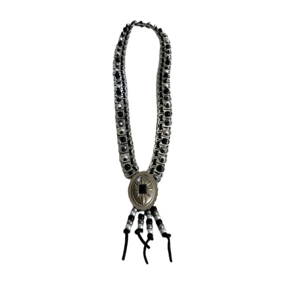 Vintage Jewelry - WESTERN STYLE SILVER POP TAB CONCHO NECKLACE-19”~Unique!